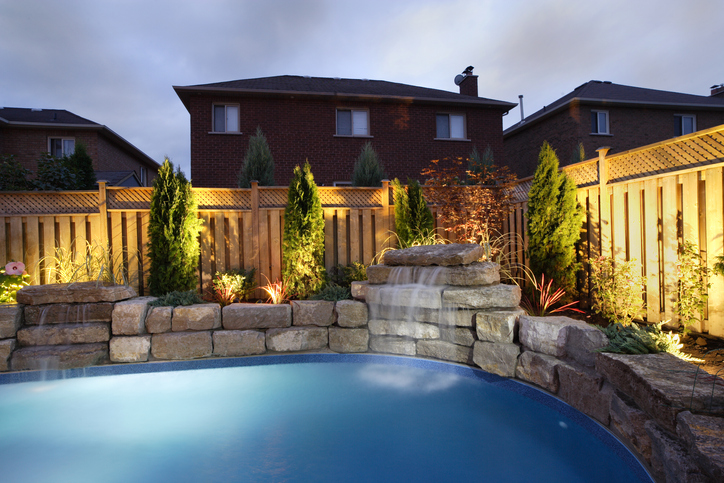Reasons to Invest in a Pool Fence